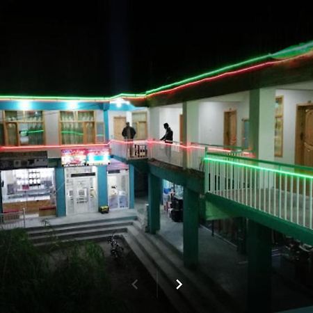 Hotel Noor Nama Palace Hunza Hassan Abad 外观 照片